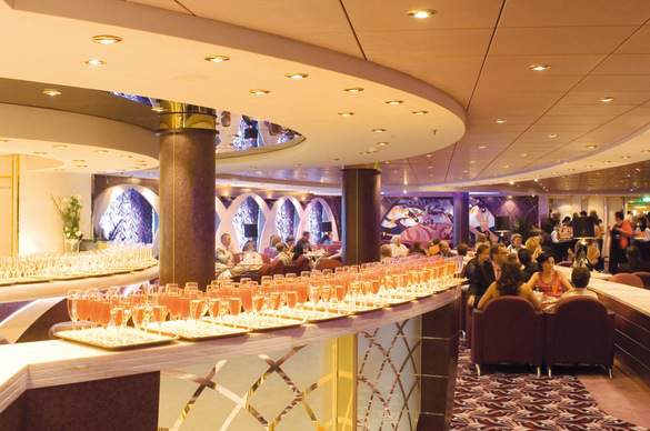 MSC Musica Class lounge bar.jpg